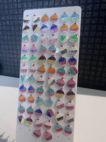 Friman- Muffinssi, hopeakorvakorut