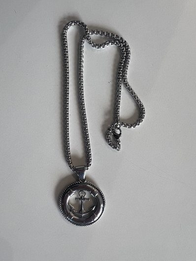 Bosie-  Teräskaulaketju, Ankkuri