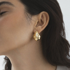 MOCKBERG- Wavy Bolded Drop, korvakorut