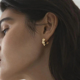 MOCKBERG- Wavy Bolded Hoops, korvakorut