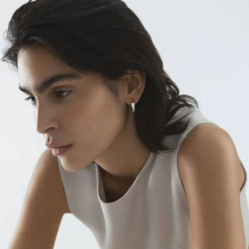 MOCKBERG- WAVY BOLDED SMALL HOOPS, korvakorut.