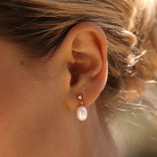 MOCKBERG- Aura Pearl Earring, korvakorut.