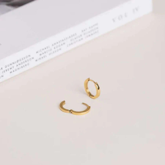 MOCKBERG- Classic Hoops medium, korvakorut