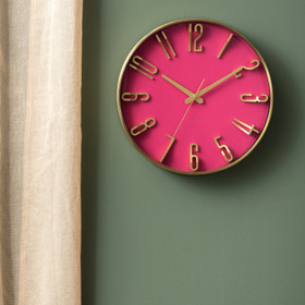 Karlsson- Seinäkello. Elevated Glam metallic