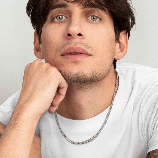 Nomination Italy- Kaulakoru, teräs. B-Yond  