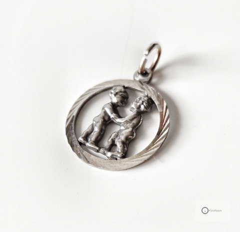 Hopeariipus Horoskooppi Kaksoset / Gemini
