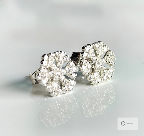 Hopeakorvakorut Lumihiutaleet