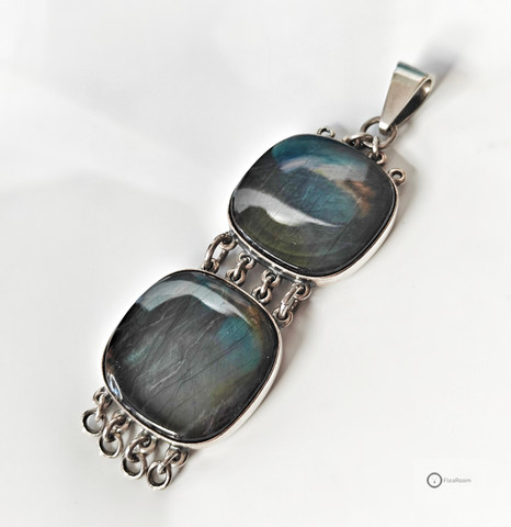 Hopeariipus Kalevala Koru Spektroliitti (muokattu kaulakorusta)