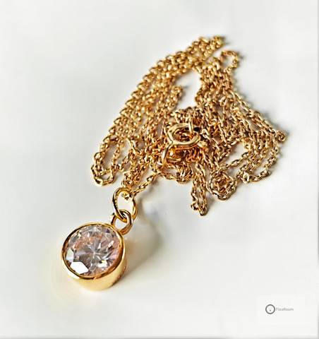 Hopeakaulakoru Kirkkaalla Zirkoniariipuksella (keltakullattu)