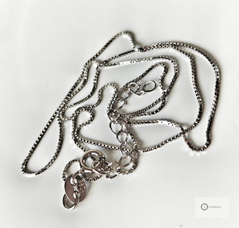 Hopeaketju 42 -45,5 cm / 0,8 mm (venetsia)