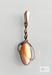 Upea Vanha Hopeariipus Meripihkakivellä