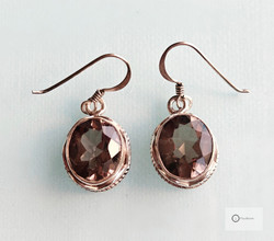 Vanha Hopeakorvakorut Ruskeanharmaat Kivet