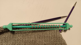 Clover kaksipäinen silmukanpitäjä, lepuuttaja, 2 kpl