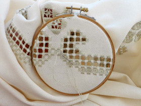 Sulta Hardanger -kangas, 8.7 lankaa / cm, Zweigart, lev. 110 cm