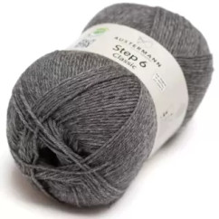 austermann-step-6-lanka-sukkalanka-aloe-vera-jojobaoljy-neulelanka-dk-vahvuinen-kirjava-villasukka-6037-keski-harmaa