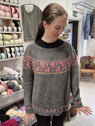 kirjoneulepusero-niina-kaakkurivaara-ohje-austermann-step-6-lanka-villasekoitelanka