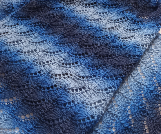 Pro Lana Woolly Hugs Year Socks