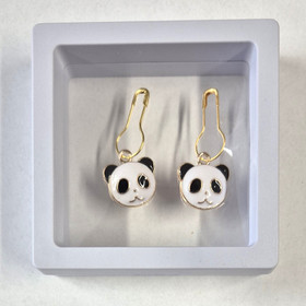 Panda silmukkamerkit lahjarasiassa