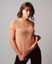 neulottu-palmikkopaita-keltainen-ohje-hjertegarn-organic-trio-villa-puuvilla-silkki-lanka