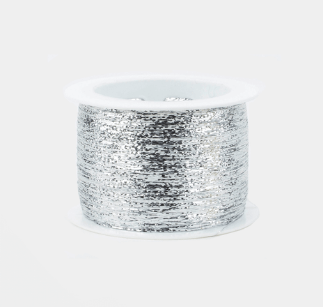 ohut-kimallelanka-woolly-hugs-glitzer-pro-lana-kiiltava-lanka-toisen-langan-kaveriksi-kanssa-neulottavaksi-301-hopea-hopealanka