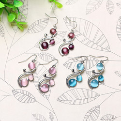 Siniset / turkoosit roikkuvat kissansilmä korvakorut