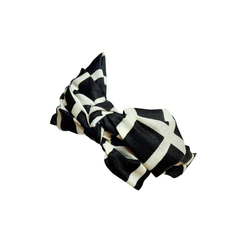 Leveä musta / luonnonvalkoinen ruudullinen rusettipanta (toispuoleinen)