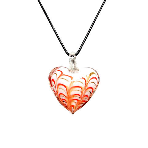 Vaalea puna- ja kultaraitainen lasisydän kaulakoru mustalla nauhalla