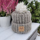 Päivillan Toivo Pipa -tekemispaketti: Ohje, söpö tupsu ja langat!