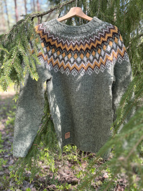 Päivilla Saana -villis (Koko M)