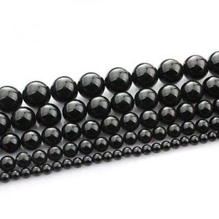 Musta akaatti 6mm 62 kpl
