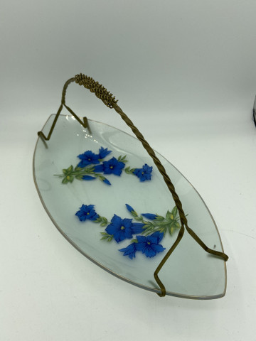 Vanha tarjoilulautanen