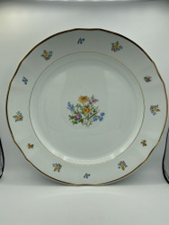 Liisa tarjoilulautanen