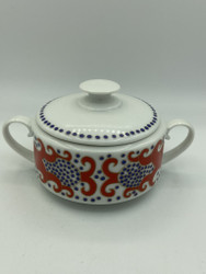 Esmeralda sugar bowl