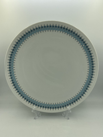 Louhi serving plate