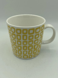 Square yellow mug