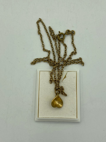 Kalevala koru Made in Helsinki Eira necklace
