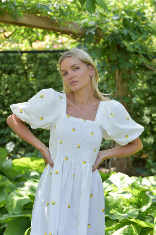 A-View Cheri fruit dress sitruunamekko 