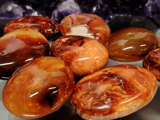 Karneoli vapaamuotoisesti hiottu  50-60 mm