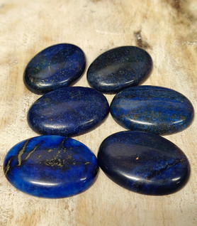 Lapis lazuli cabochon 40/30/8 mm