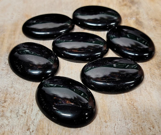 Obsidiaani cabochon 40/30/8 mm