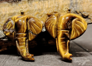 Tiikerinsilmä Norsun pää riipus 30 mm