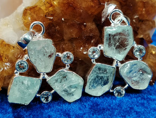 Akvamariini/topaasi/hopea925 riipus 