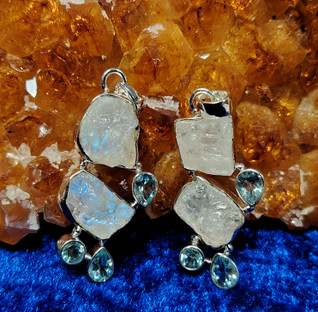 Kuukivi/topaasi/ hopea925 riipus 