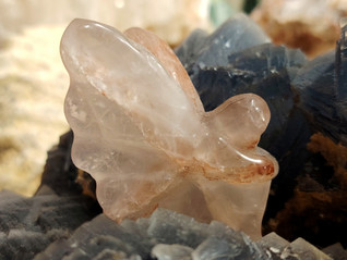 Hematoidikvartsi Keiju 60 mm