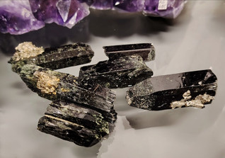 Aegiriini kristalli 30-60 mm