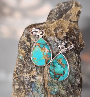 Turkoosi/kupari riipus pisara 15 mm