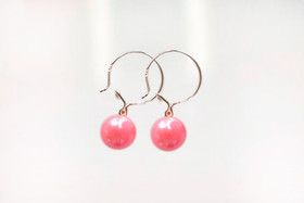 Helmiäis koukkukorvakoru