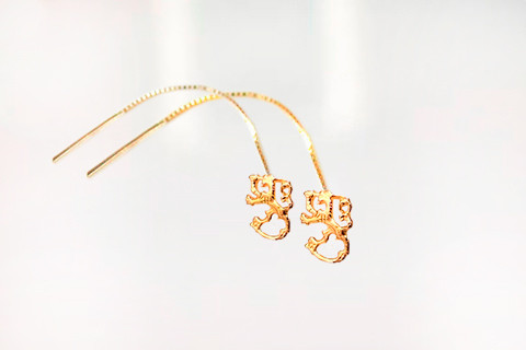 Suomileijona-korvakorut