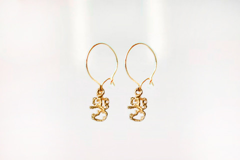 Suomileijona-korvakorut