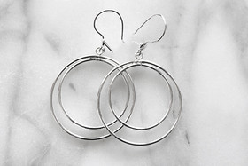 Tuplarengas-korvakorut